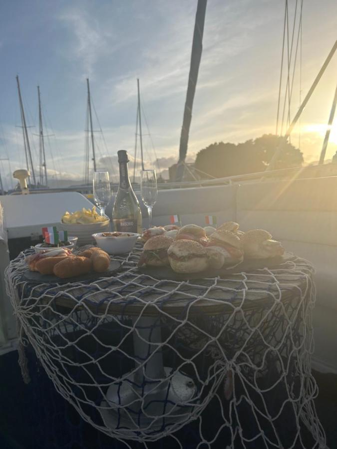 فندق Giorgia House Boat باليرمو المظهر الخارجي الصورة