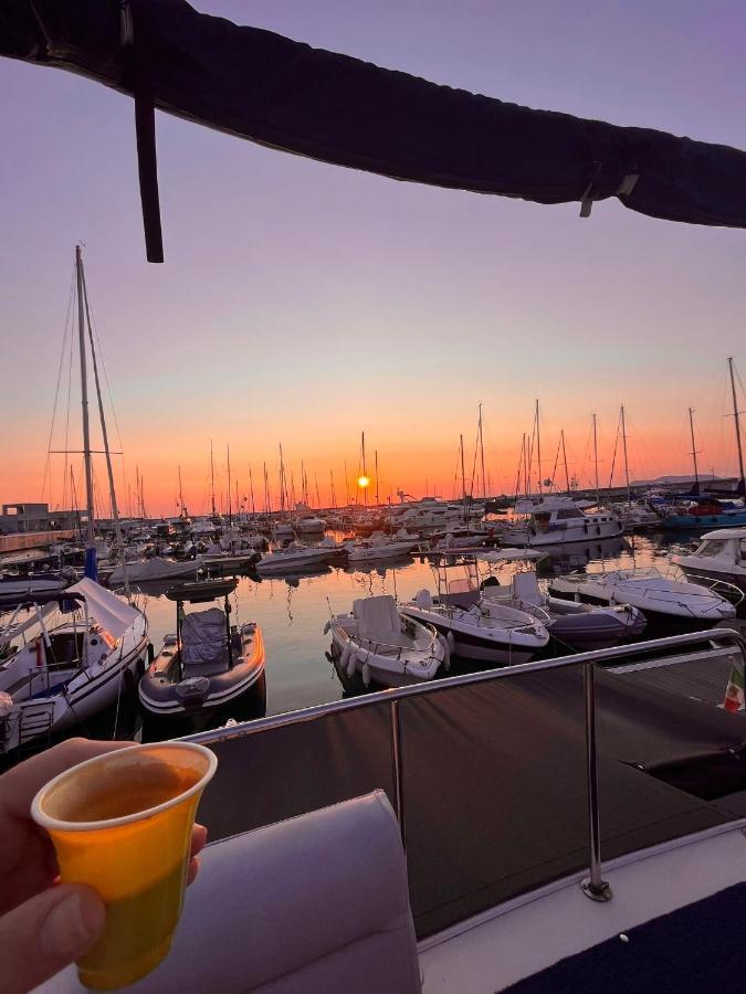فندق Giorgia House Boat باليرمو المظهر الخارجي الصورة